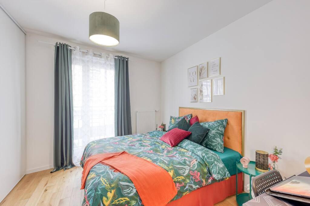 Ferienwohnung Easy Paris Visit Metro & Parking Saint-Ouen  Exterior foto